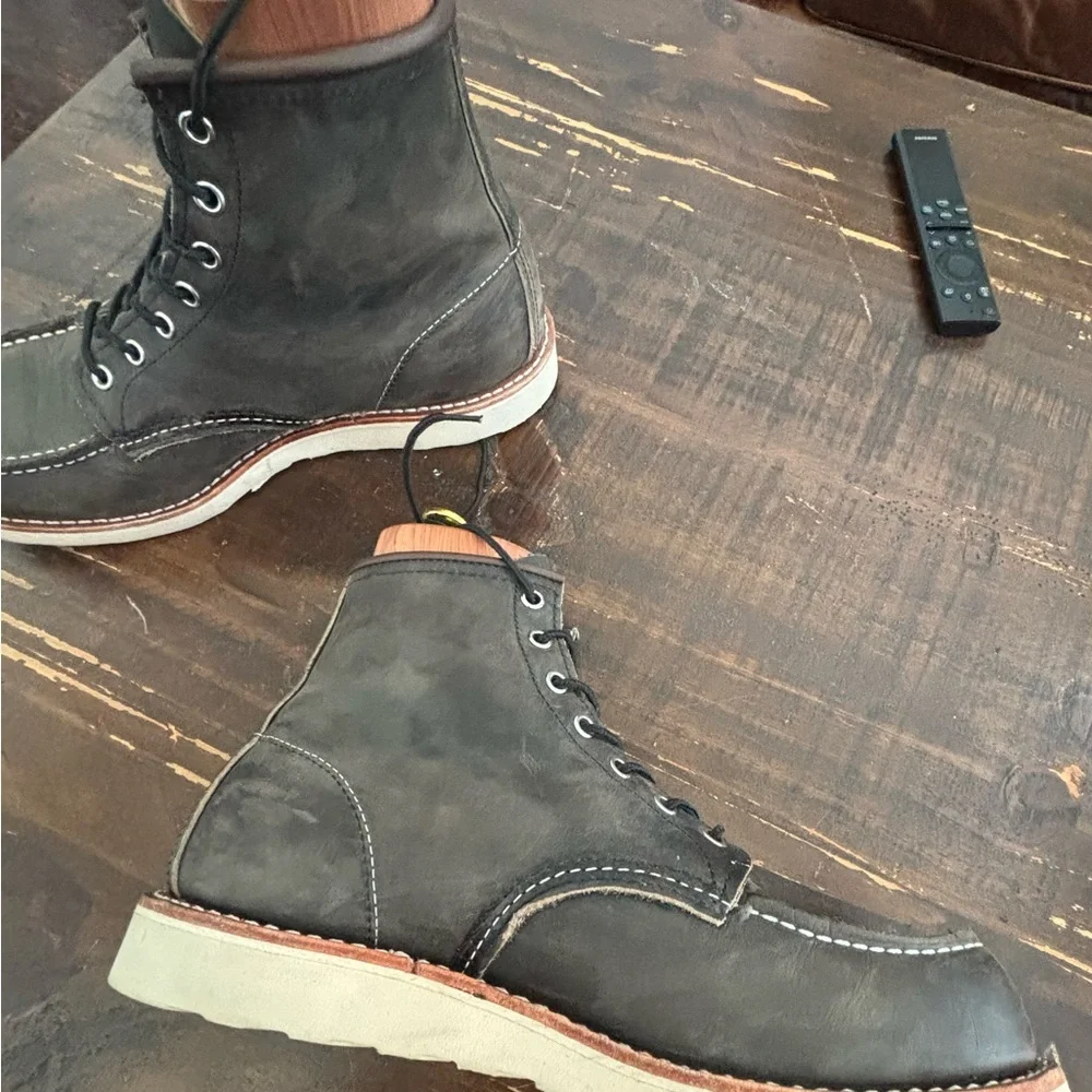 Redwing 8890 Charcoal Rough & Tough Boots - Picture 5 of 11